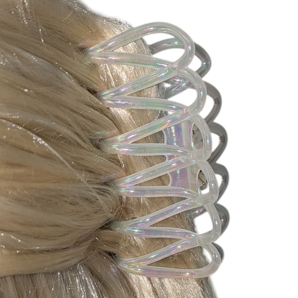 🌞 3/$15 Iridescent Hair Clip